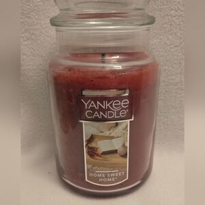 Yankee Candle Home Sweet Home Candle. 22oz.